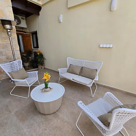 Xenonas Hiliostrofi 컨트리하우스