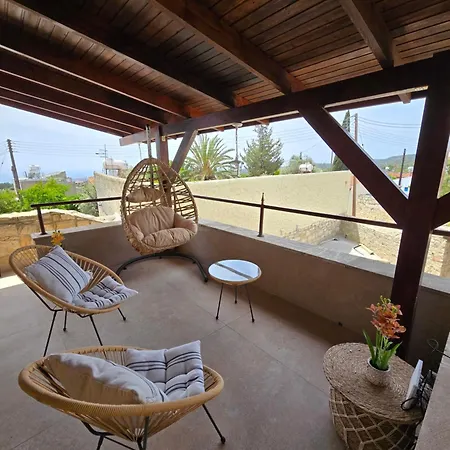 Xenonas Hiliostrofi *