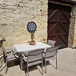 Country house Xenonas Hiliostrofi Anoyira