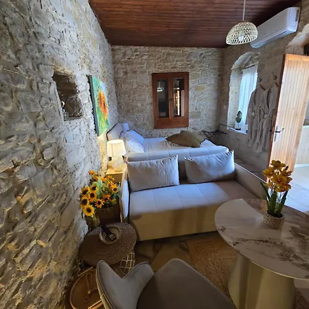 Gospodarstwo wiejskie Xenonas Hiliostrofi *