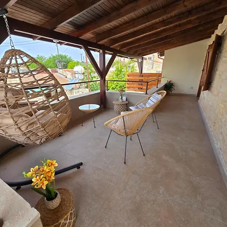 Xenonas Hiliostrofi Летний дом