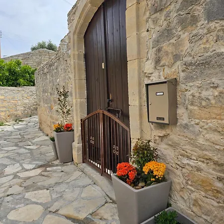 Летний дом Xenonas Hiliostrofi