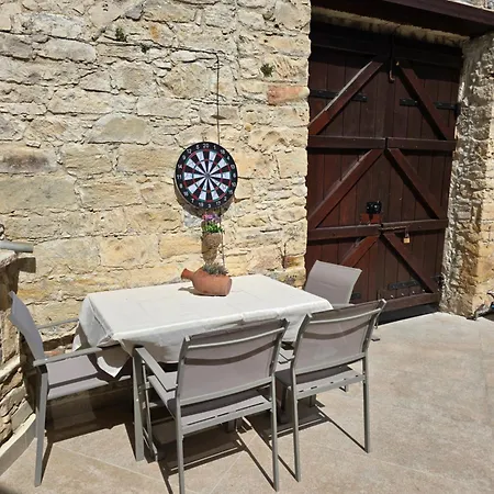 Gospodarstwo wiejskie Xenonas Hiliostrofi Anoyira