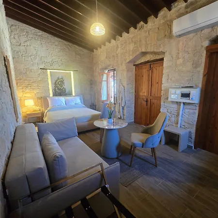 Xenonas Hiliostrofi * Anoyira