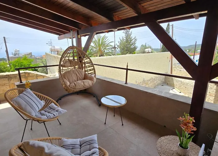 Xenonas Hiliostrofi *